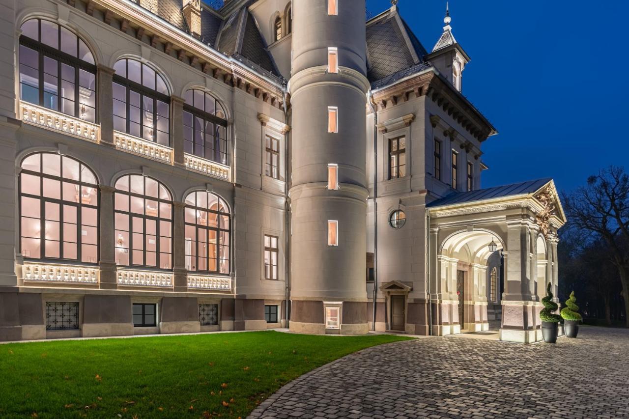 Botaniq Castle Of Tura - Small Luxury Hotels Of The World Exteriér fotografie